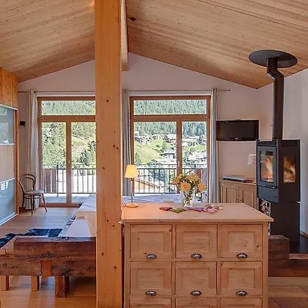 Sleeps 8 Wifi